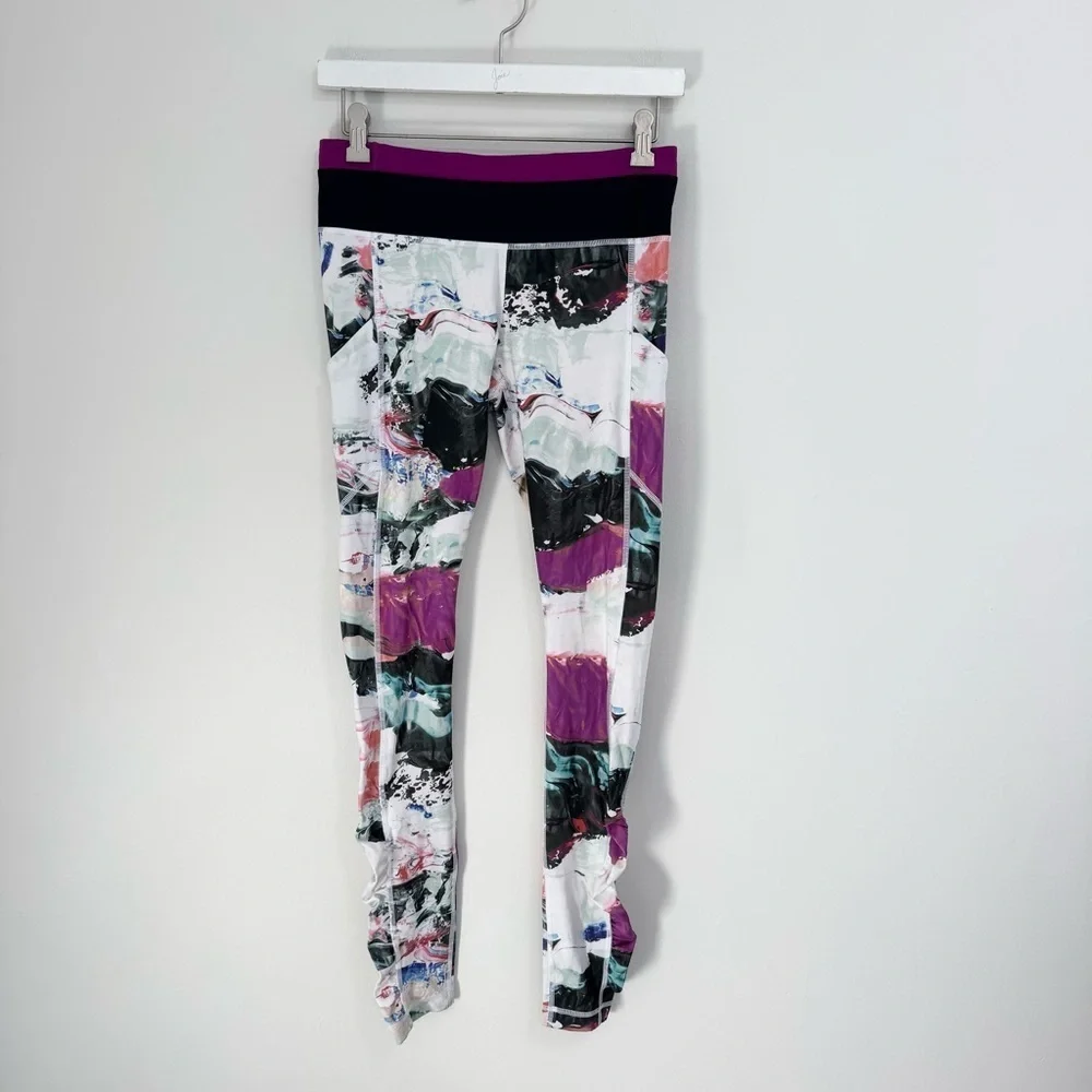 Lululemon Speed Tight III in Pigment Wave Multi Black Regal Plum